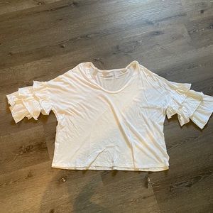 Cropped shirt w/ ruffled accent sleeves